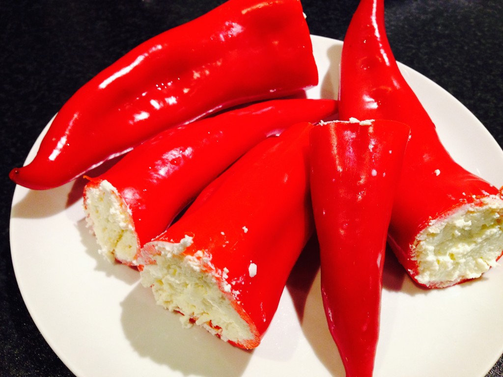 Fyldte røde snack peber
